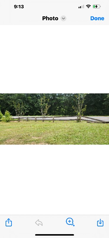 Foto del edificio - 733 5 Notch Rd