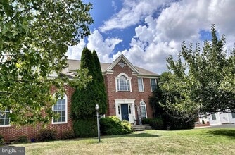 Building Photo - 21337 Cameron Hunt Pl