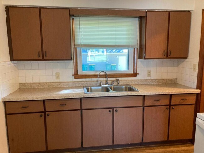 Foto del edificio - 815 N. Third St.