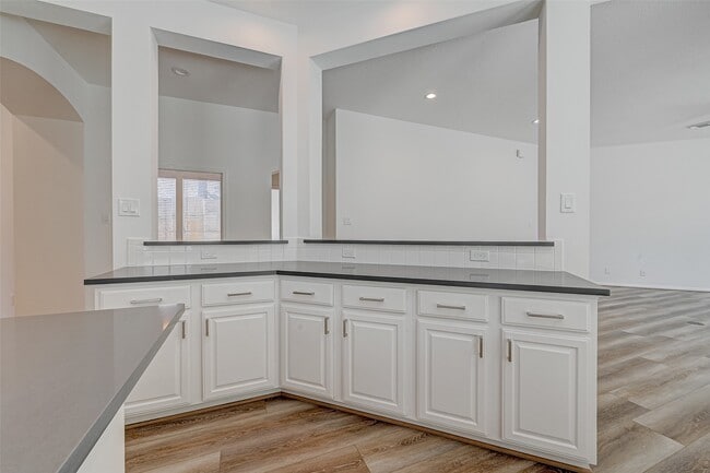 Building Photo - 38 Tethered Vine Pl