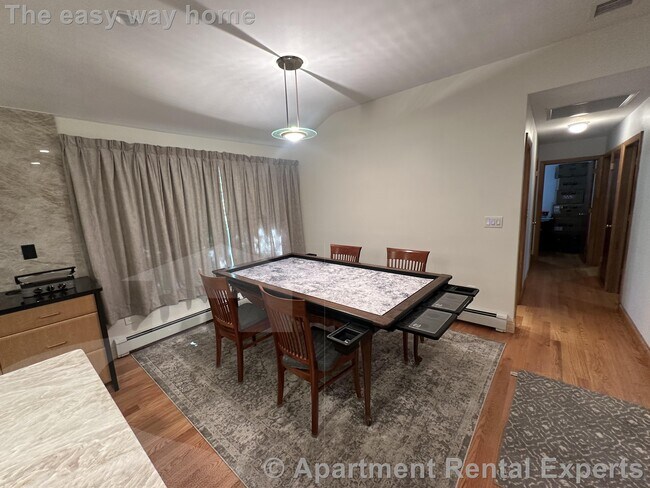 Foto del edificio - 48 Spy Pond Ln