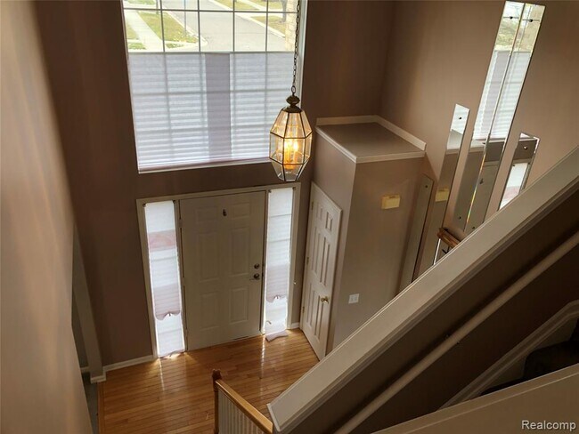 Building Photo - 603 Deer Path Trail