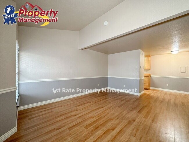 Building Photo - 1681 N Laurel St