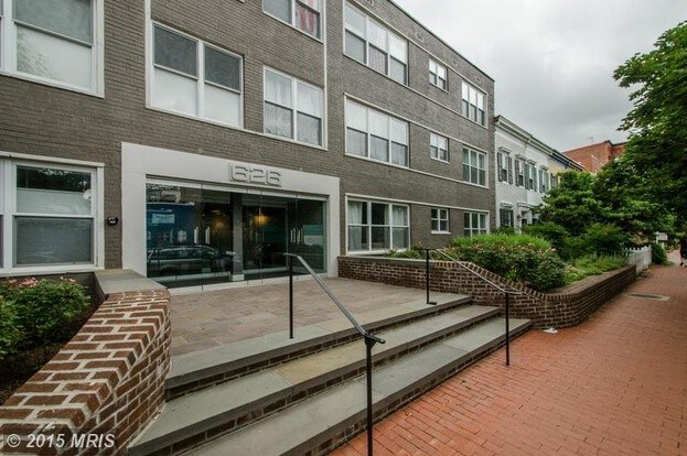 Foto principal - 626 Independence Ave SE