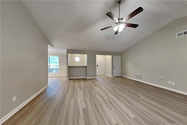 Foto del edificio - 1254 Parkwood Chase NW