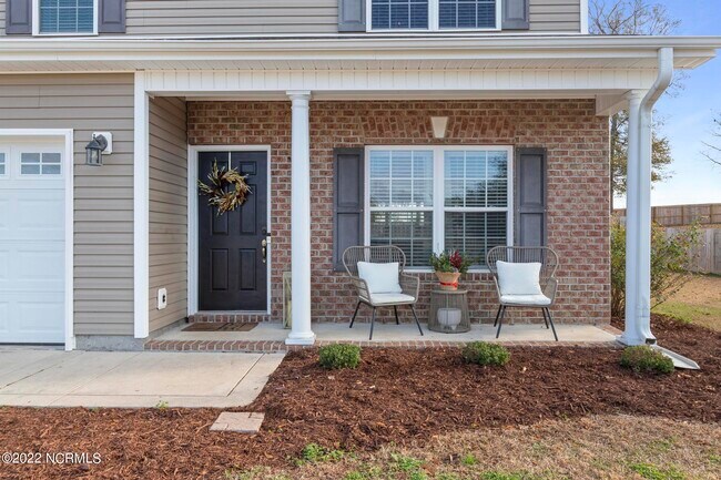 Building Photo - 237 Maidstone Dr