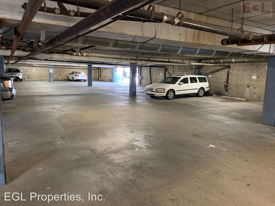 Foto del edificio - 1330 N Bush St