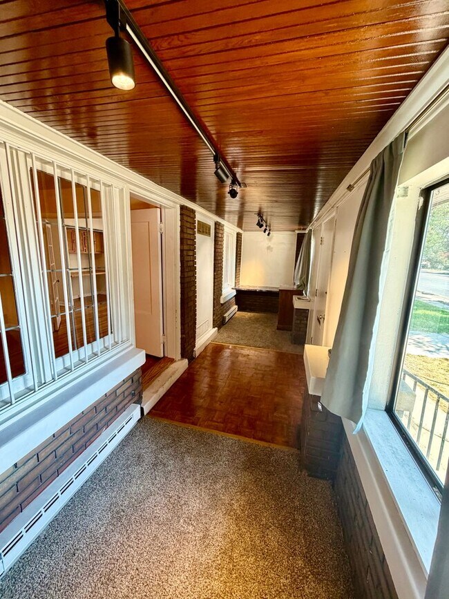 Foto del edificio - 259 E 2100 S
