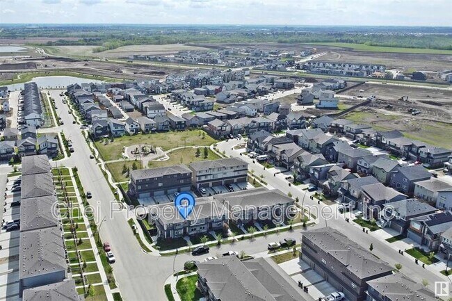 Photo du bâtiment - 2659-2197 197 St NW