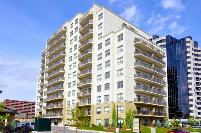 Photo du bâtiment - 180 Mill Street