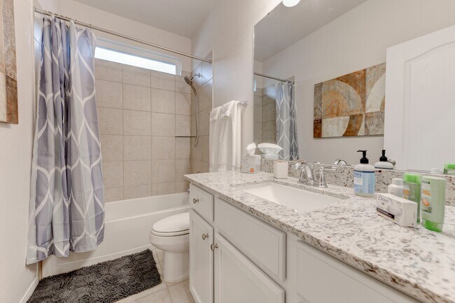 Foto del edificio - 3703 McCleland Crk Trl