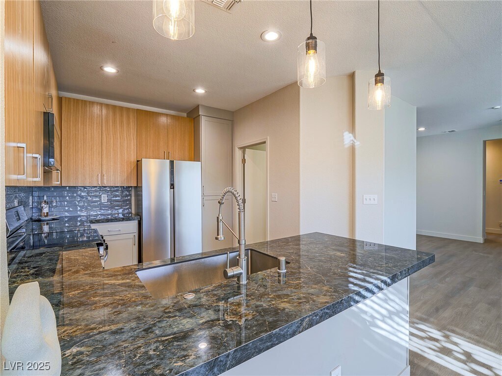 Foto principal - 1510 Fieldbrook St