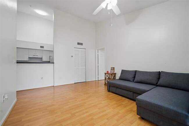 Foto del edificio - 11133 SW 8th St