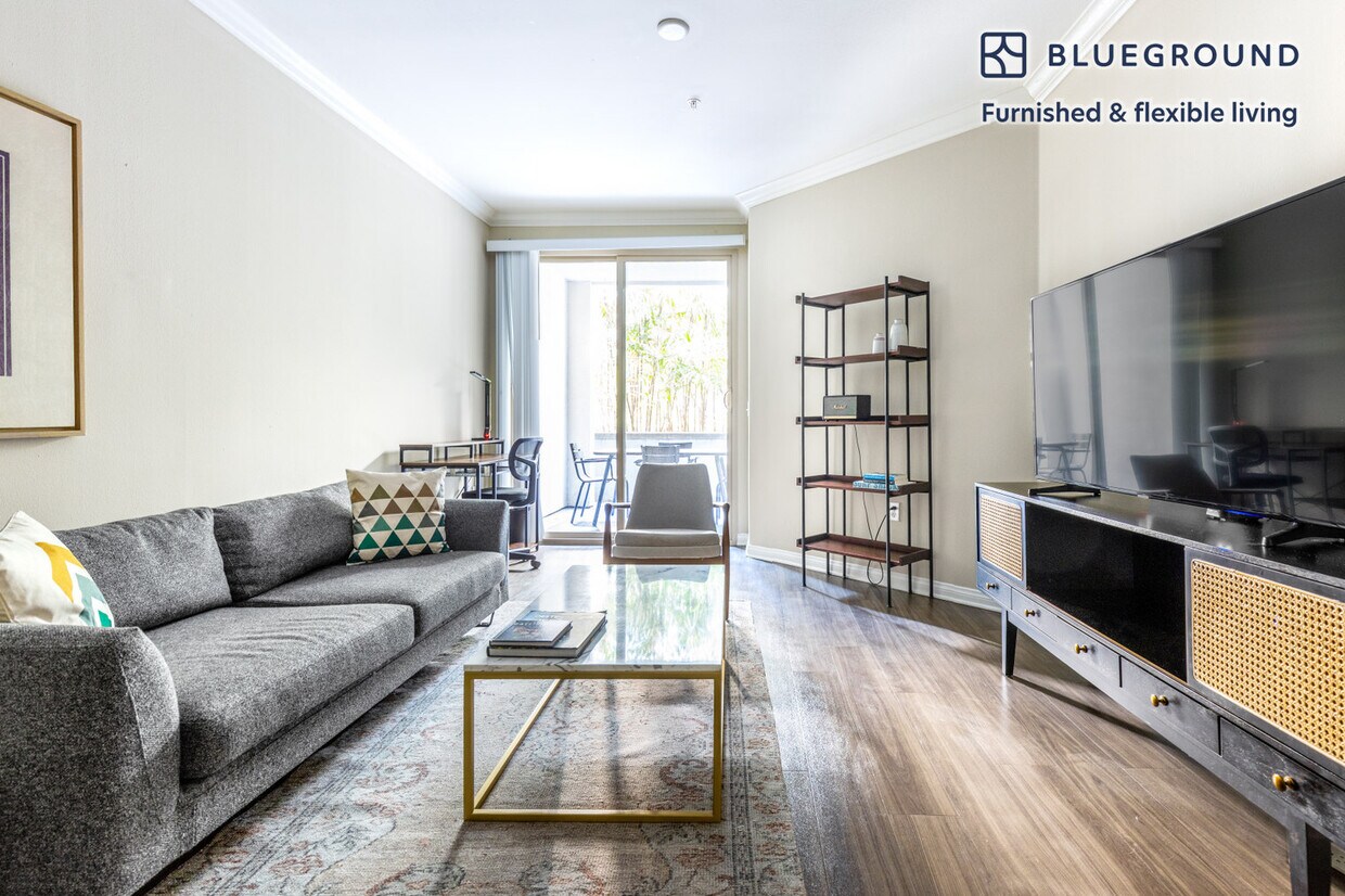 Foto principal - 5115 Wilshire Blvd