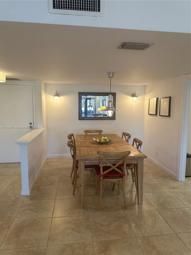 Foto del edificio - 5100 N Ocean Blvd
