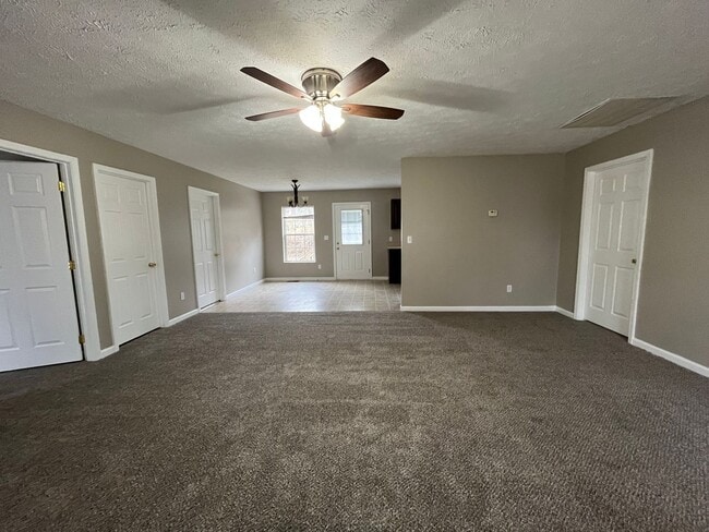 Foto del edificio - 3 bedroom 2 bath single family home in Jefferson City, TN