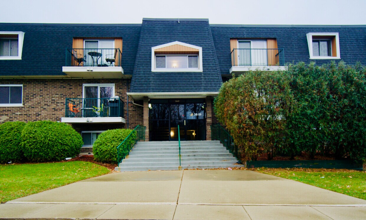 Foto principal - 3849 N Parkway Dr