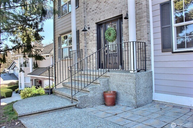 Foto del edificio - 4018 52nd St NE