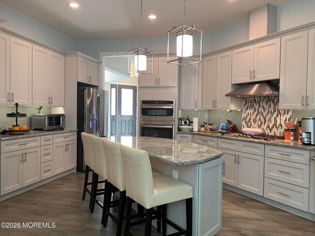 Foto del edificio - 67 Samjan Cir