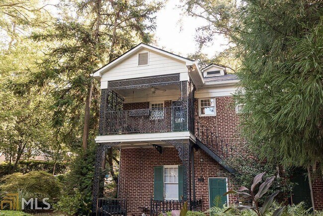 Foto del edificio - 1768 Monroe Dr NE