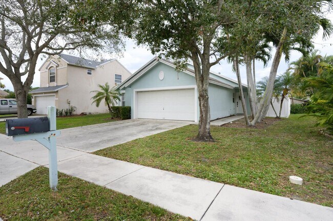 Foto del edificio - 131 Pennock Landing Cir