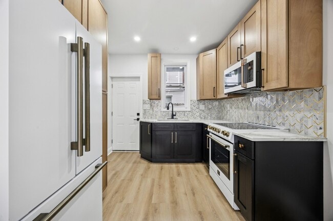 Foto del edificio - 2320 Watkins St