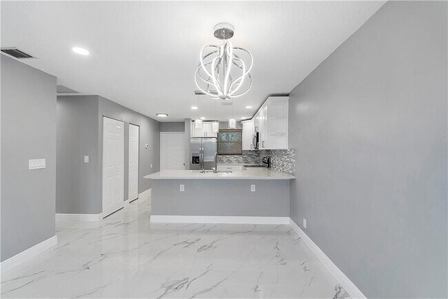 Foto del edificio - 11477 NW 39th Ct