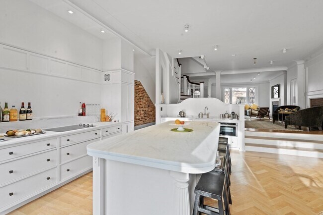 Foto del edificio - 15 Regent Cir