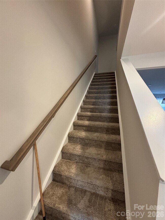 Foto del edificio - 5200 Somerset Hill Ln