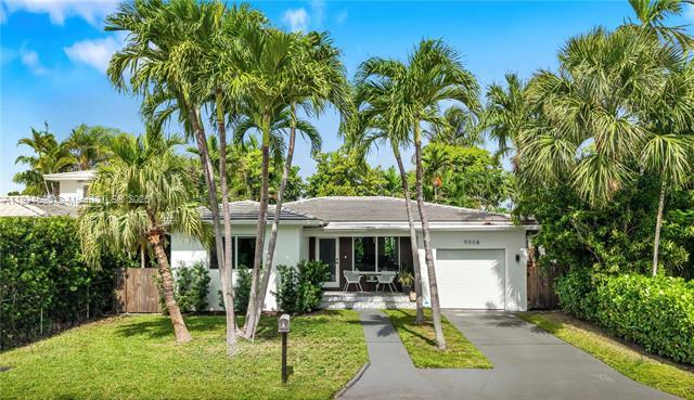 Foto principal - 9008 Emerson Ave