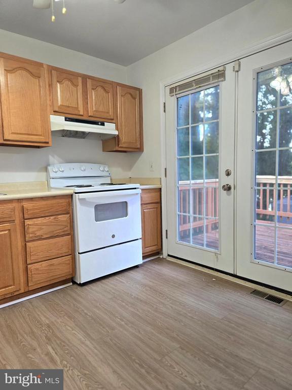 Primary Photo - 901 Country Terrace