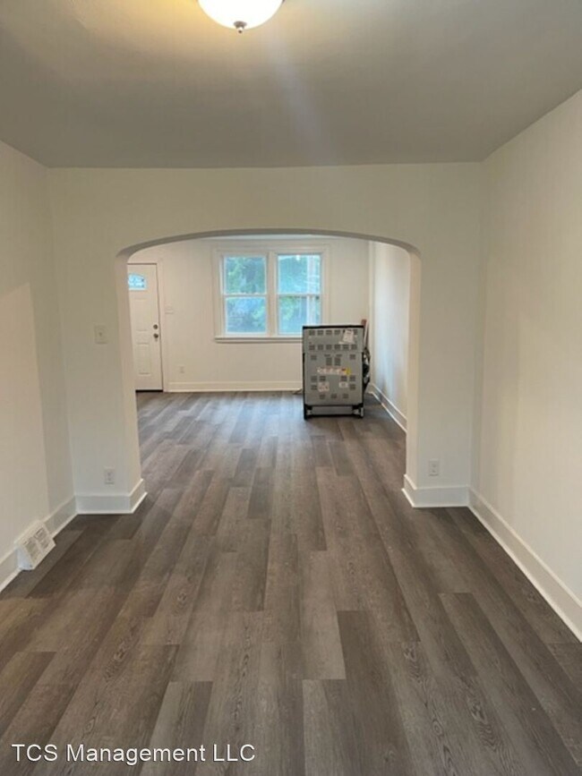 Building Photo - 3 br, 1.5 bath House - 1722 South Edgewood...