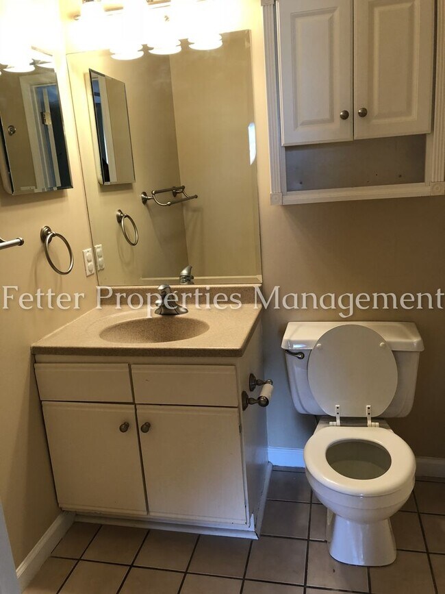 Foto del edificio - Nice East Side Condo