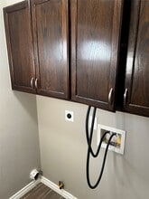 Building Photo - 6514b Culmore Dr