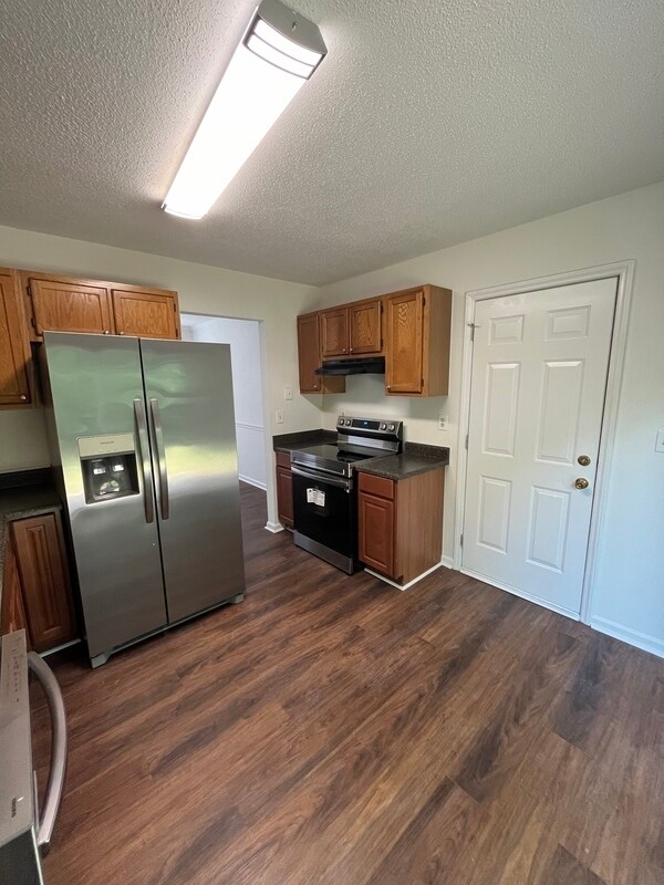 Foto del edificio - 5906 Black Bear Ct