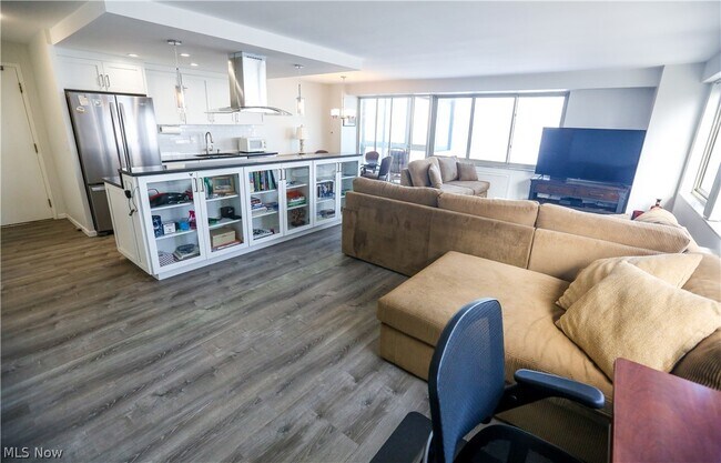 Foto del edificio - 12520 Edgewater Dr