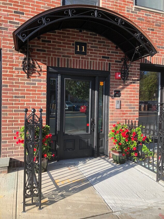 Main Entrance - 11 Mill Rd