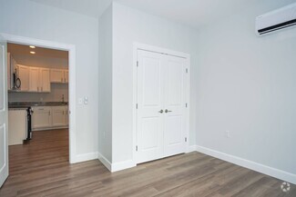 Building Photo - 491 Campbell Ave