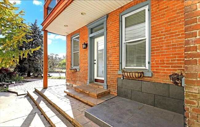 Foto del edificio - 417 N Hanover St