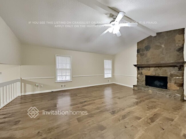 Foto del edificio - 2687 Graham Ln NW