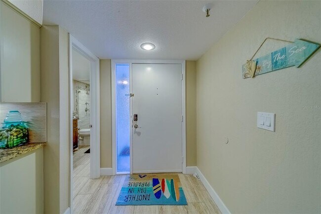 Foto del edificio - 17980 Gulf Blvd