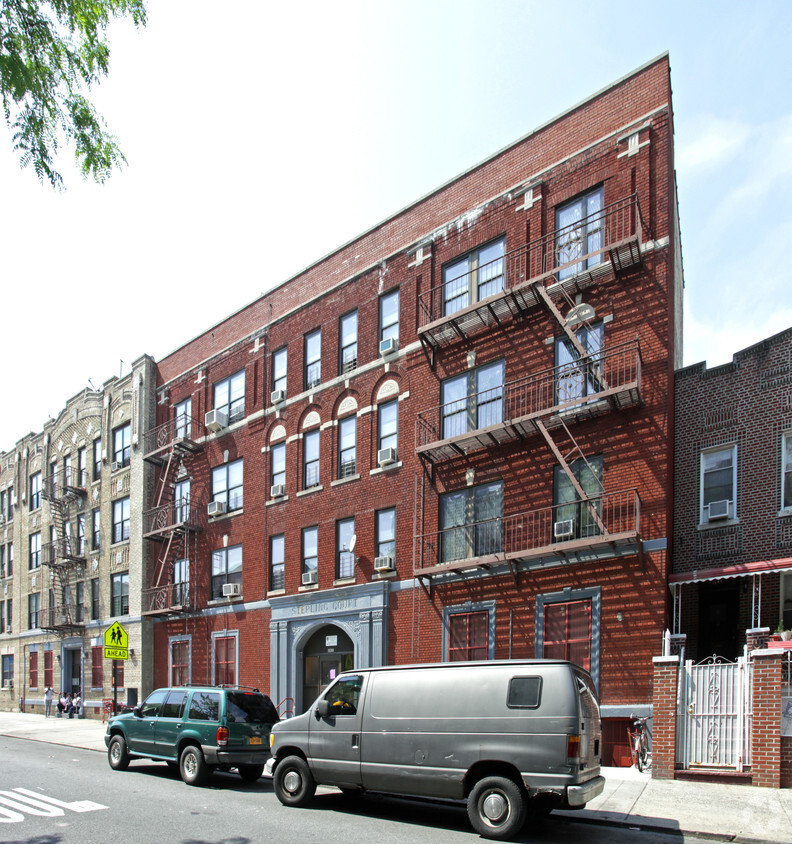 Building Photo - Sterling Court