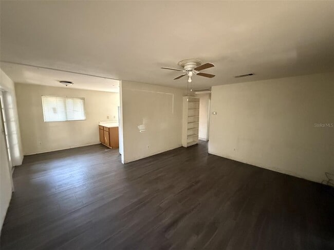 Building Photo - 1423 NW 6th Ave