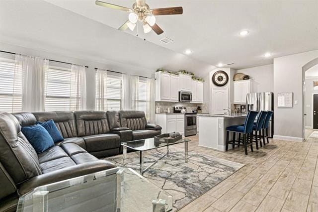 Building Photo - 426 Oleander Dr