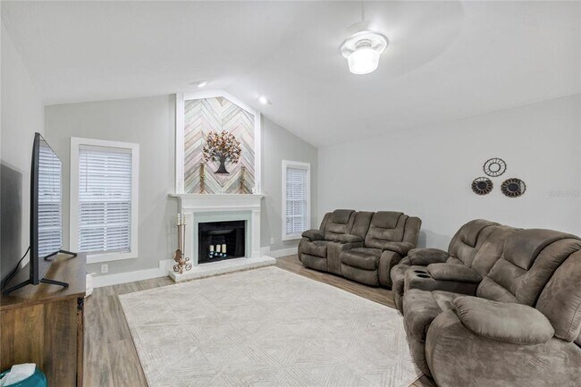 Building Photo - 2766 Buckhorn Oaks Dr