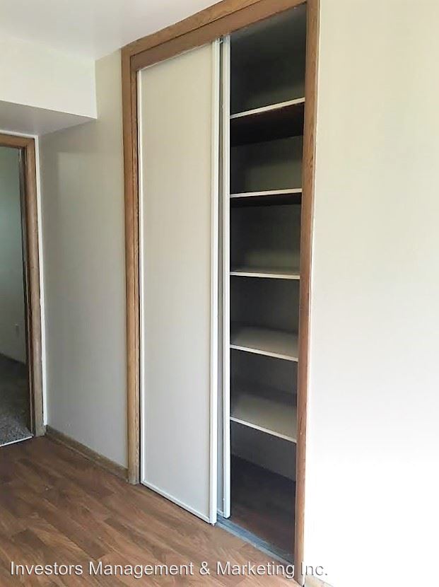 Foto del edificio - 1000 Valley View Dr