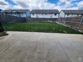 Building Photo - 5267 N Toben Ct