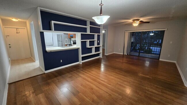 Building Photo - 11188 Royal Palm Blvd