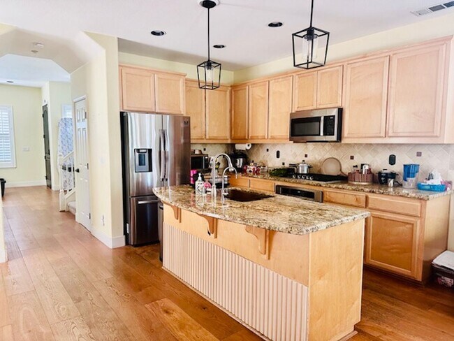 Foto del edificio - 1279 Hyacinth Ct