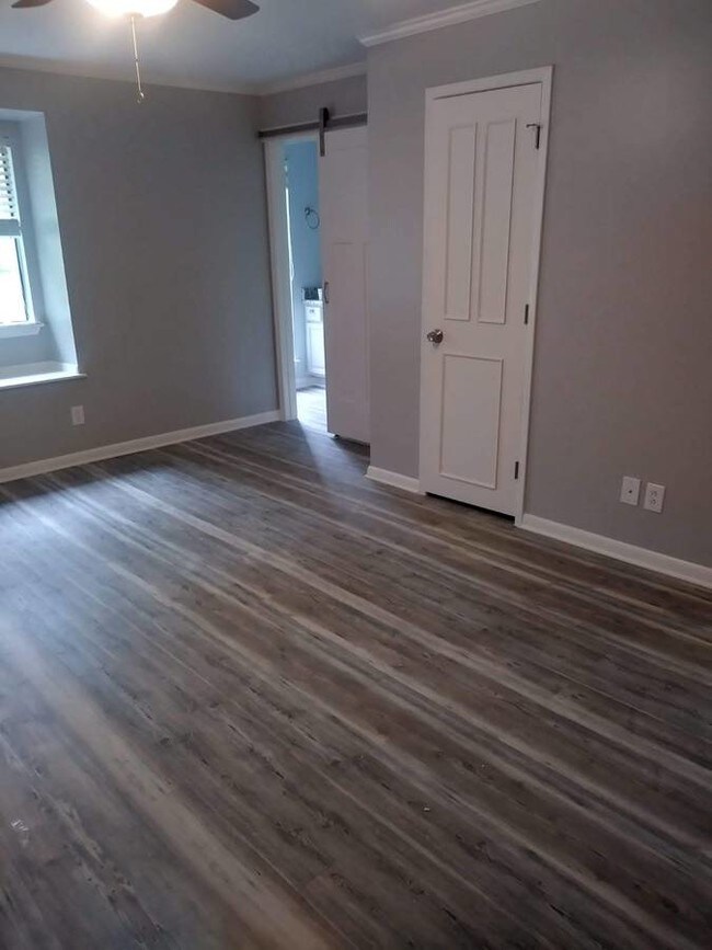 Foto del edificio - 3156 Heathstead Place